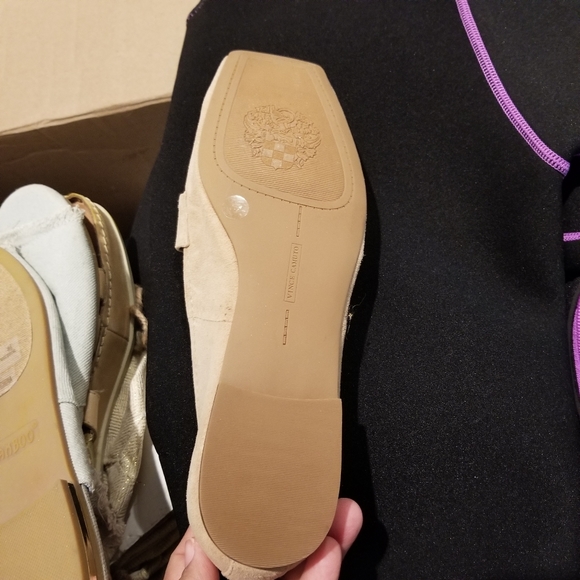 ❌SOLD❌ Vince Camuto Emenlyn Beige Leather Loafer - Picture 8 of 9